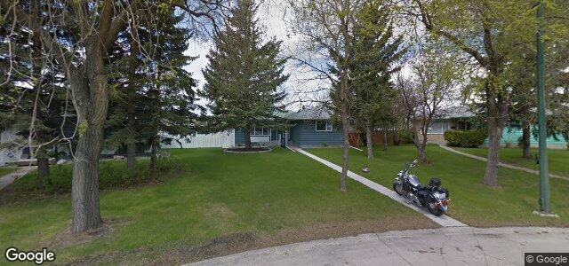 Larawan ng 17 Carberry Crescent sa Winnipeg, Manitoba