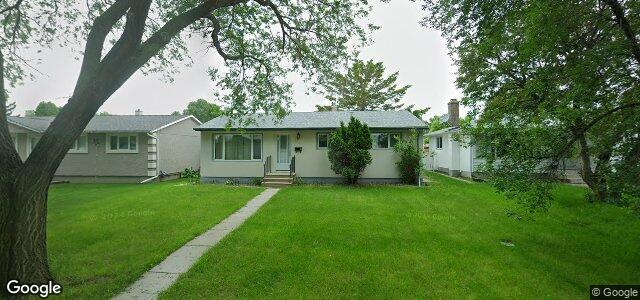 Larawan ng 18 Bissett Crescent sa Winnipeg, Manitoba
