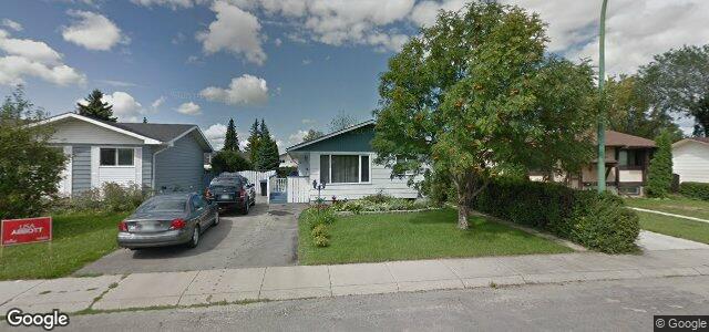 Photo of 18 Galbraith Crescent in Winnipeg, Manitoba