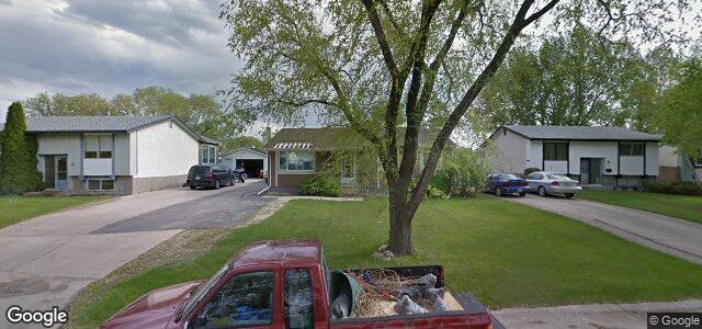 Larawan ng 18 Mackie Bay sa Winnipeg, Manitoba