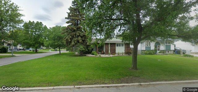Larawan ng 181 Lumsden Avenue sa Winnipeg, Manitoba
