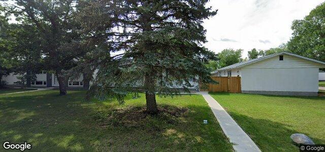 Larawan ng 196 Risbey Crescent sa Winnipeg, Manitoba