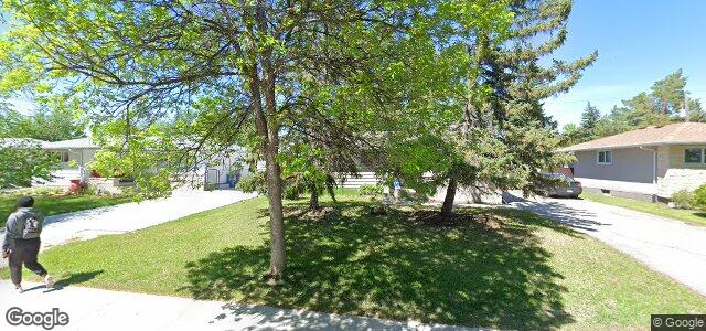 Larawan ng 205 Fairlane Avenue sa Winnipeg, Manitoba