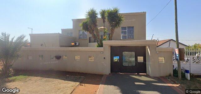 Larawan ng 21 Topaz Road sa Winnipeg, Manitoba