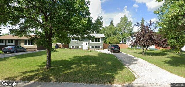 Larawan ng 211 Risbey Crescent sa Winnipeg, Manitoba