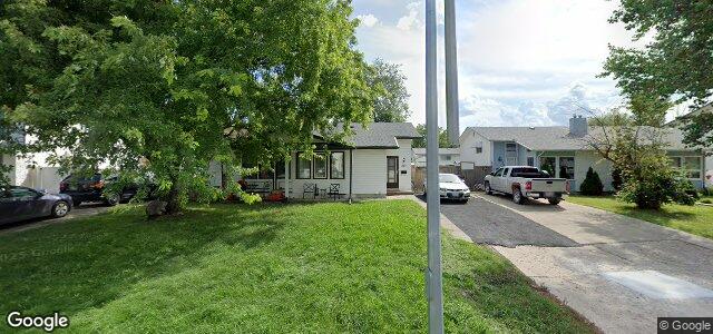 Larawan ng 214 Lake Ridge Road sa Winnipeg, Manitoba