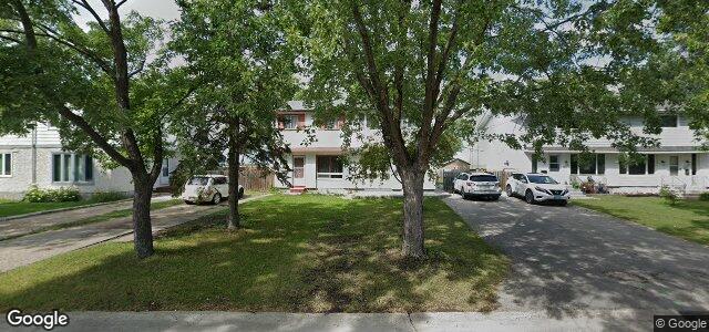 Photo of 229 Lake Ridge Road in Winnipeg, Manitoba