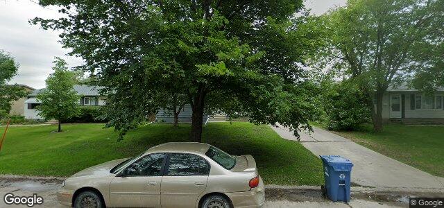 Larawan ng 23 Bissett Crescent sa Winnipeg, Manitoba