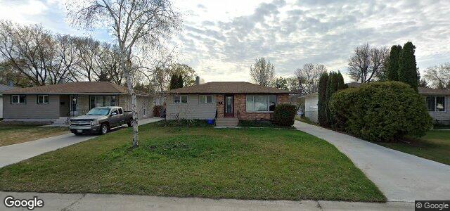 Photo of 236 Bancroft Bay in Winnipeg, Manitoba