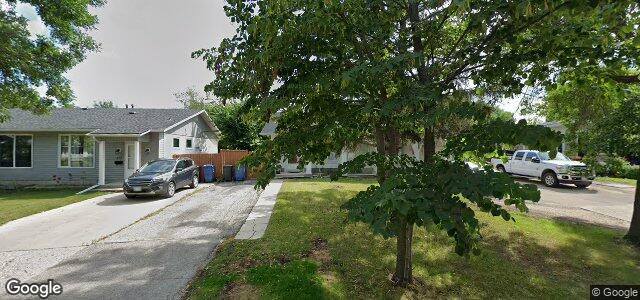 Larawan ng 236 Lake Ridge Road sa Winnipeg, Manitoba