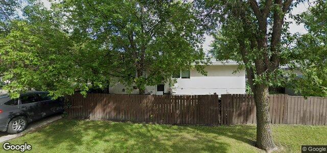 Larawan ng 244 Lake Ridge Road sa Winnipeg, Manitoba