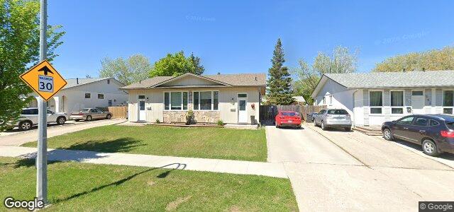 Photo of 247 Fairlane Avenue in Winnipeg, Manitoba