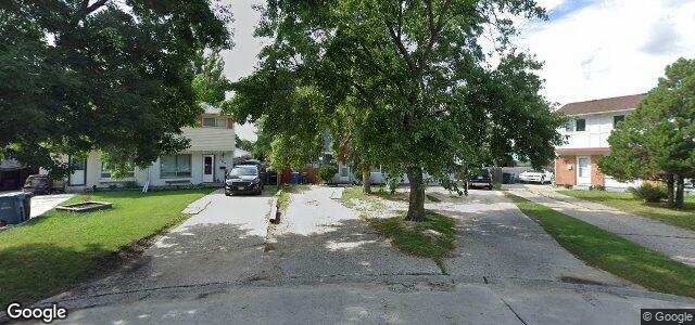 Larawan ng 251 Lake Ridge Road sa Winnipeg, Manitoba