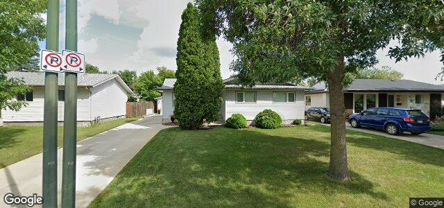 Larawan ng 280 Lake Ridge Road sa Winnipeg, Manitoba