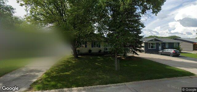 Larawan ng 289 Lake Ridge Road sa Winnipeg, Manitoba