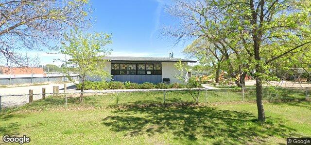 Larawan ng 301 Morgan Crescent sa Winnipeg, Manitoba