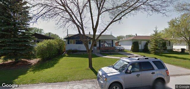 Larawan ng 309 Lake Ridge Road sa Winnipeg, Manitoba