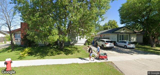 Larawan ng 311 Fairlane Avenue sa Winnipeg, Manitoba