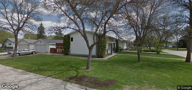 Larawan ng 32 Makinak Bay sa Winnipeg, Manitoba