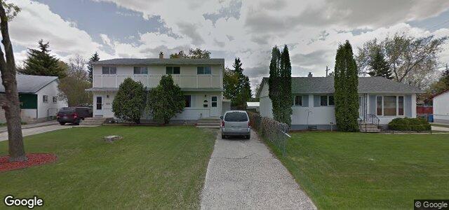 Larawan ng 320 Hillary Bay sa Winnipeg, Manitoba