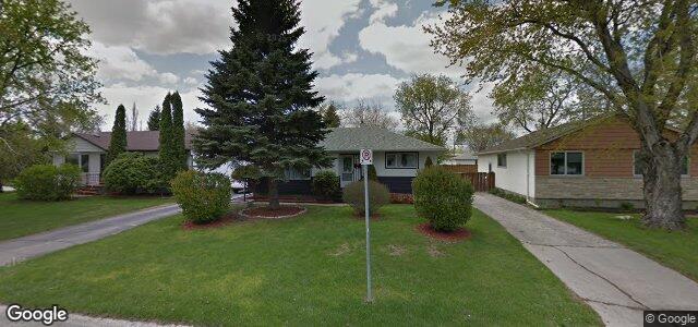 Larawan ng 329 Hillary Bay sa Winnipeg, Manitoba