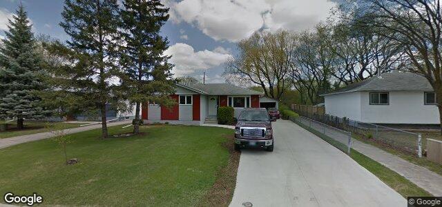 Larawan ng 330 Hillary Bay sa Winnipeg, Manitoba