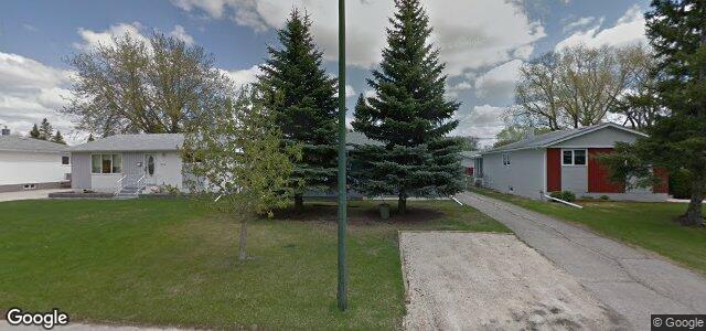 Larawan ng 332 Hillary Bay sa Winnipeg, Manitoba