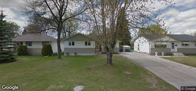 Larawan ng 335 Hillary Bay sa Winnipeg, Manitoba