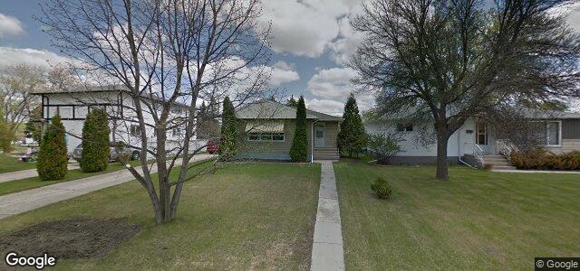 Larawan ng 338 Hillary Bay sa Winnipeg, Manitoba