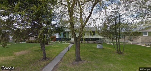 Larawan ng 34 Bissett Crescent sa Winnipeg, Manitoba