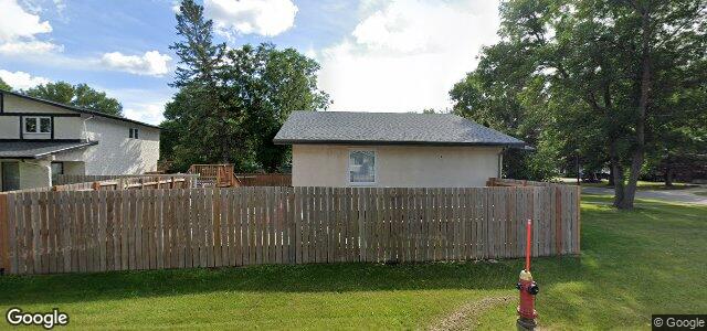 Larawan ng 34 Sabine Crescent sa Winnipeg, Manitoba