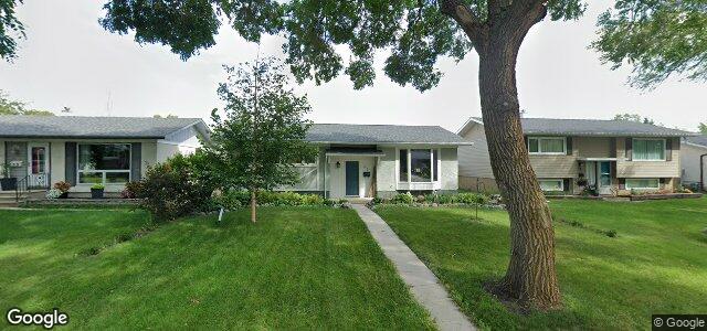 Larawan ng 35 Ashern Road sa Winnipeg, Manitoba