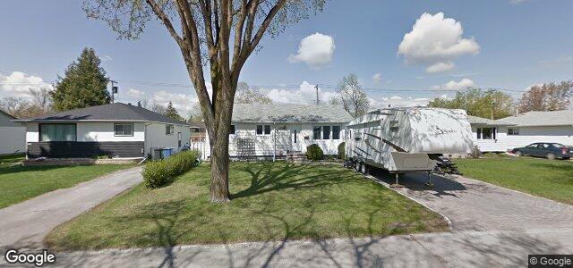 Larawan ng 350 Highcliff Bay sa Winnipeg, Manitoba