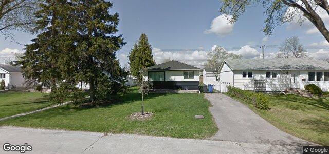 Larawan ng 352 Highcliff Bay sa Winnipeg, Manitoba