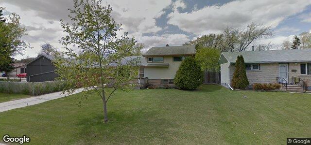 Larawan ng 369 Hillary Crescent sa Winnipeg, Manitoba