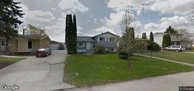 Larawan ng 37 Makinak Bay sa Winnipeg, Manitoba