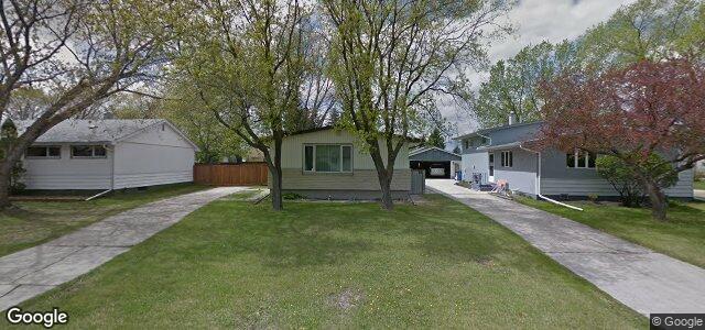 Larawan ng 377 Hillary Crescent sa Winnipeg, Manitoba
