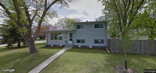 Larawan ng 379 Hillary Crescent sa Winnipeg, Manitoba