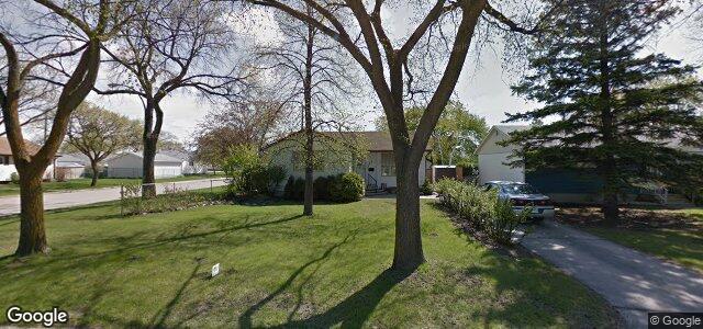 Larawan ng 384 Highcliff Bay sa Winnipeg, Manitoba