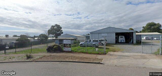 Larawan ng 39 Chapman Road sa Winnipeg, Manitoba