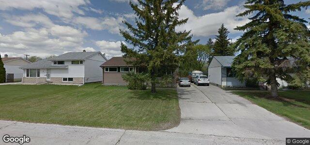 Larawan ng 392 Hillary Crescent sa Winnipeg, Manitoba