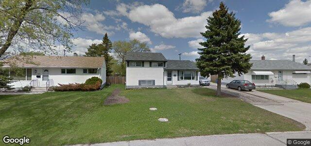 Larawan ng 402 Hillary Crescent sa Winnipeg, Manitoba
