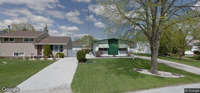 Larawan ng 408 Hillary Crescent sa Winnipeg, Manitoba