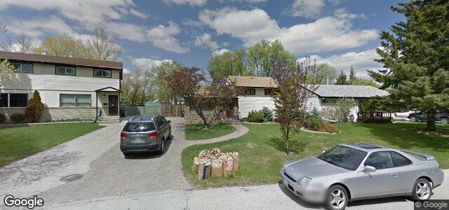 Larawan ng 416 Hillary Crescent sa Winnipeg, Manitoba