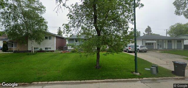 Larawan ng 42 Costello Drive sa Winnipeg, Manitoba