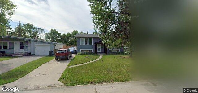 Larawan ng 42 Deloraine Drive sa Winnipeg, Manitoba