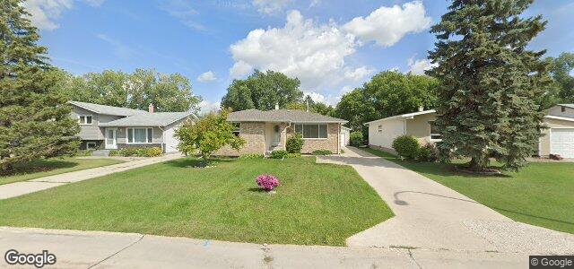 Larawan ng 43 Risbey Crescent sa Winnipeg, Manitoba