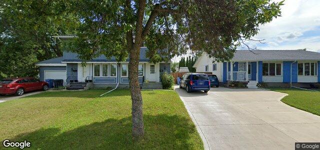 Larawan ng 44 Lake Ridge Road sa Winnipeg, Manitoba