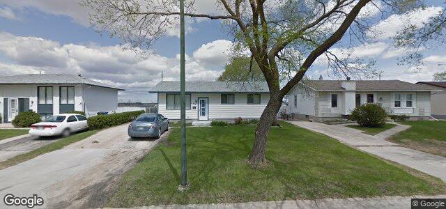 Larawan ng 49 Carberry Crescent sa Winnipeg, Manitoba