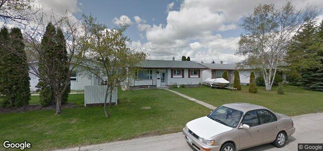 Larawan ng 5 Carberry Crescent sa Winnipeg, Manitoba